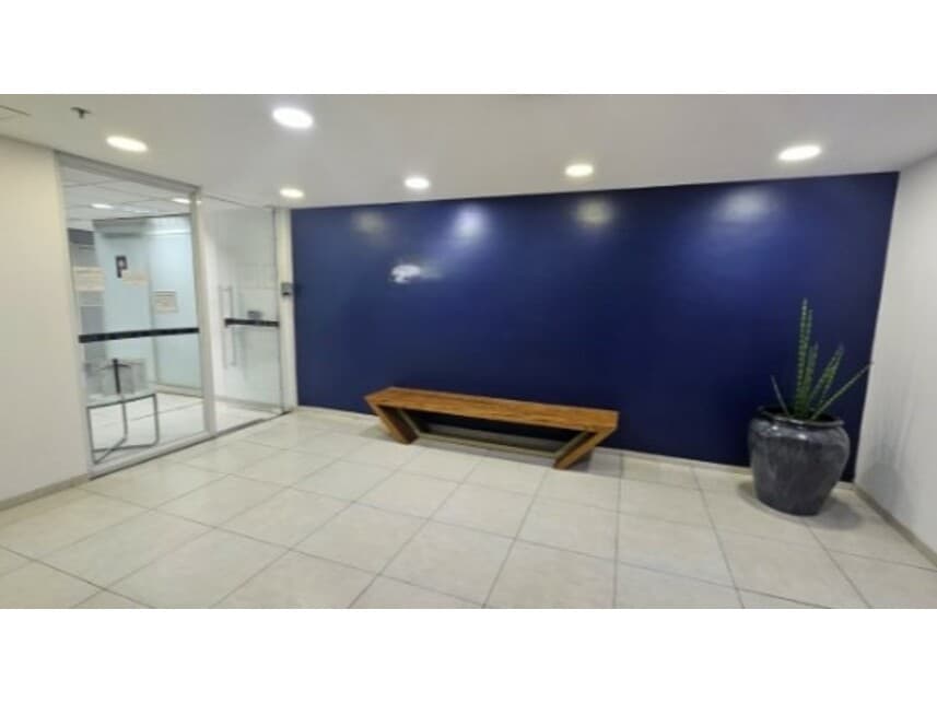 Foto 2 de 8: Comercial em leilão em Rio De Janeiro - RJ — Sala Comercial à venda em leilão