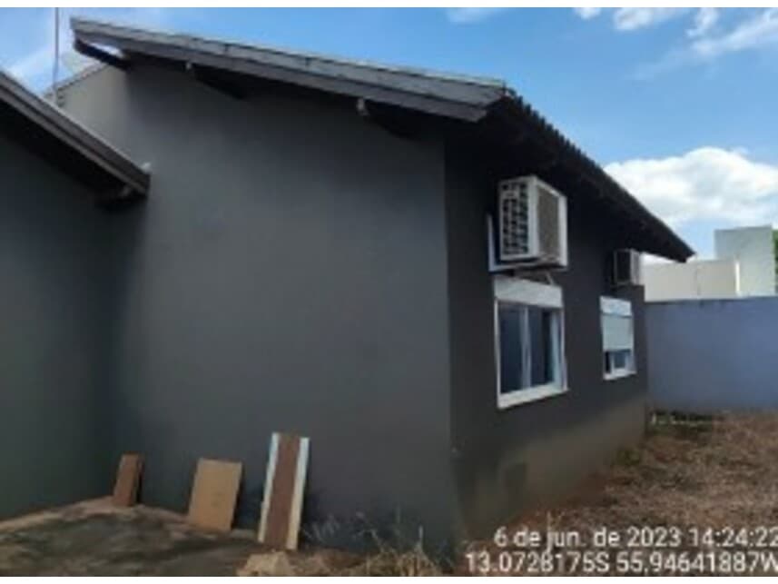 Foto 5 de 10: Casa em leilão em Lucas Do Rio Verde - MT — Casa à venda em leilão