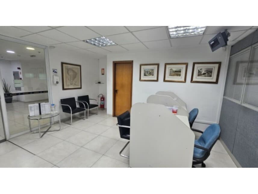 Foto 4 de 8: Comercial em leilão em Rio De Janeiro - RJ — Sala Comercial à venda em leilão