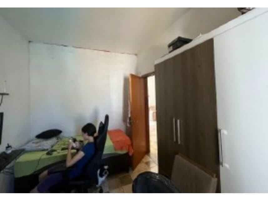 Foto 8 de 12: Casa em leilão em Lorena - SP — Casa à venda em leilão