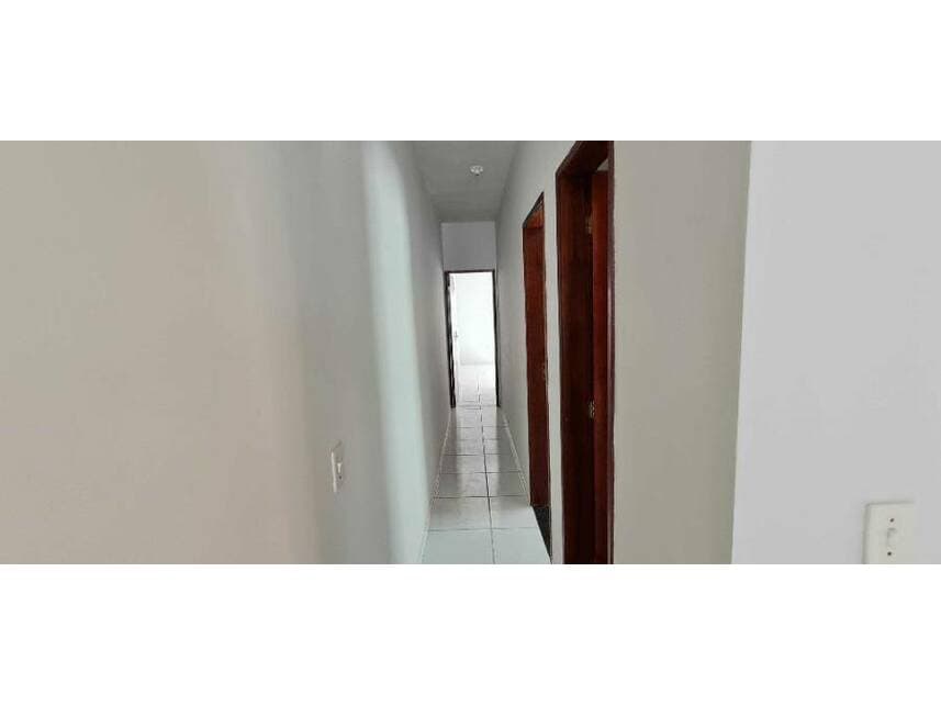 Foto 12 de 20: Casa em leilão em Maracanaú - CE — Casa à venda em leilão