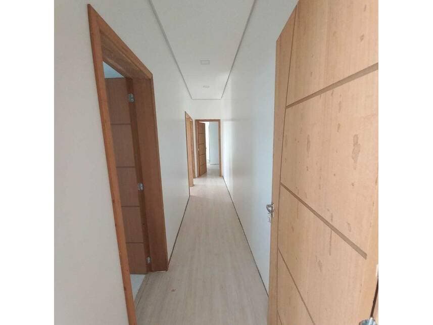 Foto 5 de 12: Casa em leilão em Fortaleza Dos Valos - RS — Casa à venda em leilão