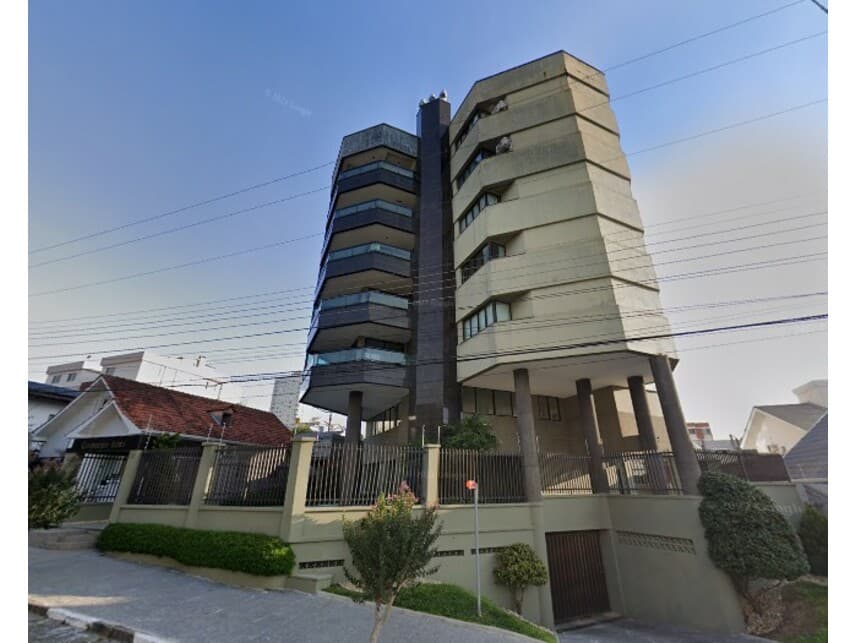 Apartamento em leilão em Lages - SC — Apartamento à venda em leilão