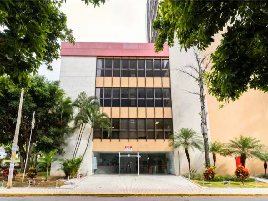 Foto 3 de 10: Comercial em leilão em Brasília - DF — Prédio Comercial à venda em leilão