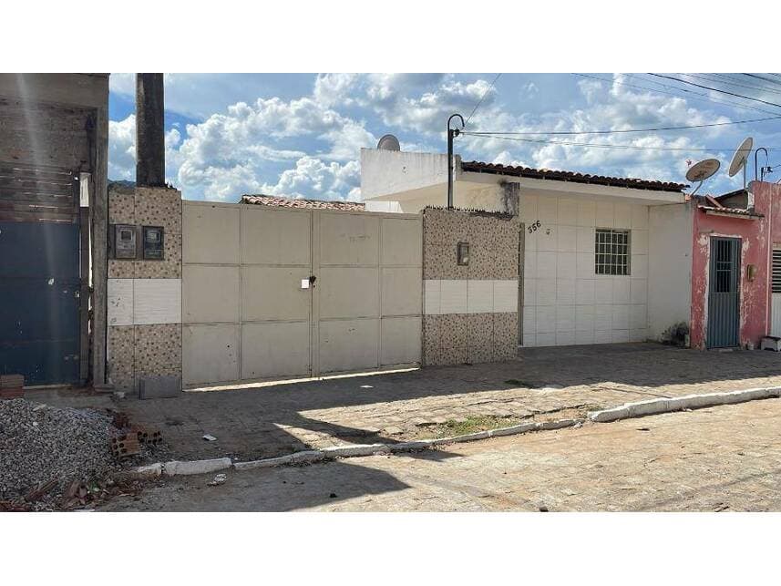 Foto 2 de 2: Casa em leilão em Serra Talhada - PE — Casa à venda em leilão