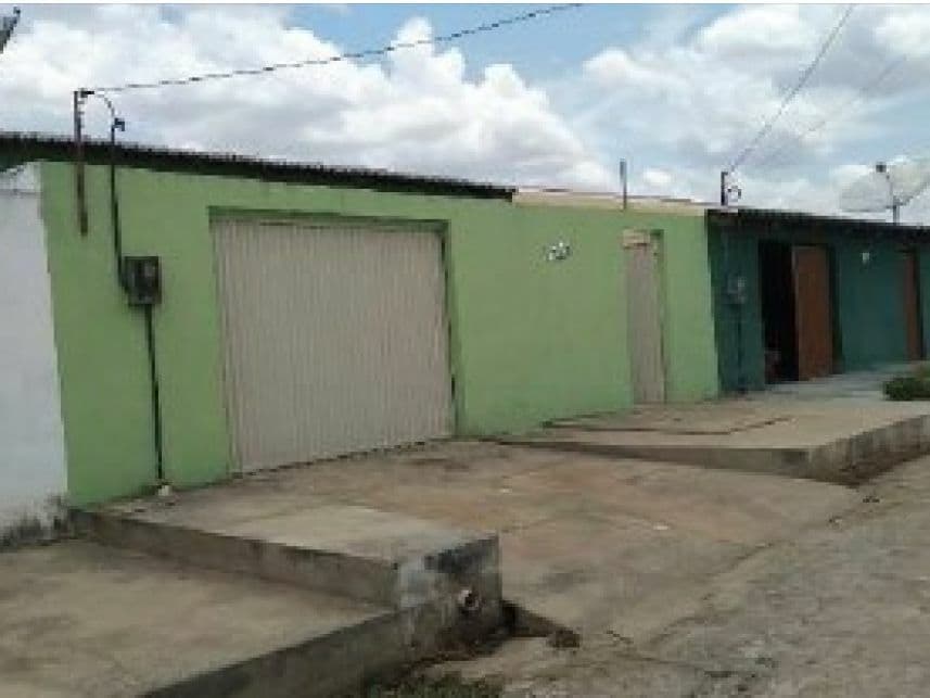 Foto 1 de 9: Casa em leilão em São Julião - PI — Casa à venda em leilão