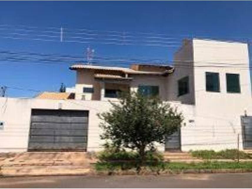 Casa em leilão em Campo Grande - MS — Casa à venda em leilão