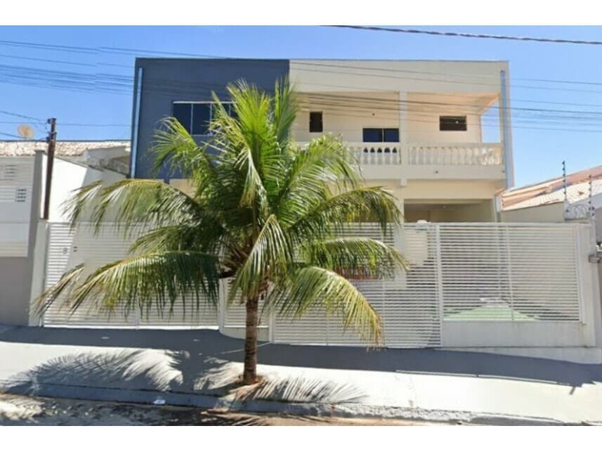 Casa em leilão em Presidente Prudente - SP — Casa à venda em leilão