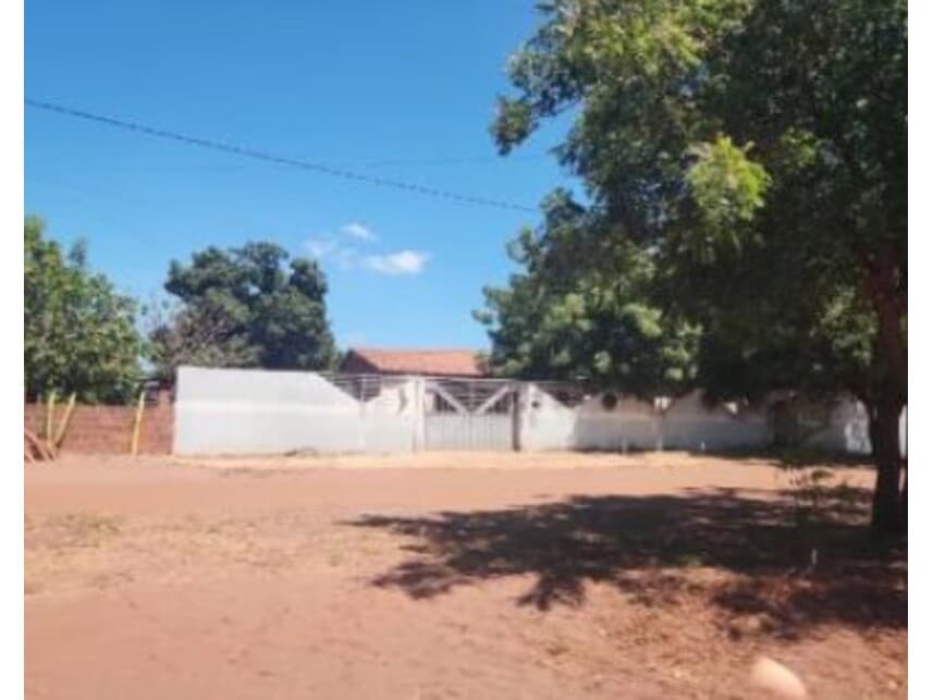 Casa em leilão em Serra Do Mel - RN — Casa à venda em leilão