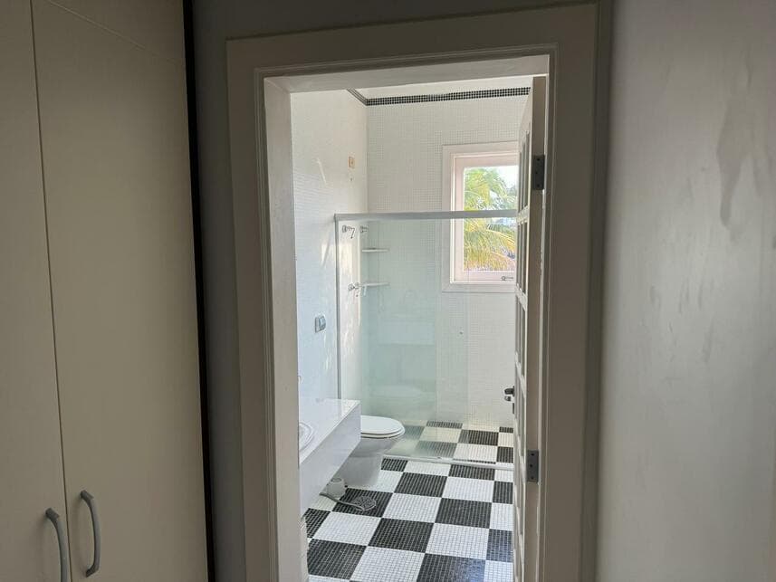Foto 16 de 19: Casa em leilão em Guarujá - SP — Casa à venda em leilão