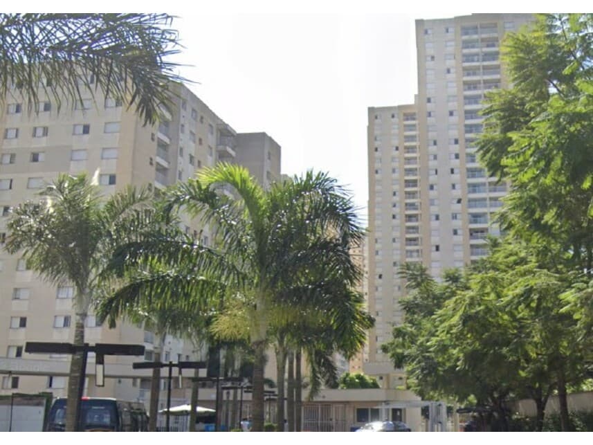 Apartamento em leilão em Taboão Da Serra - SP — Apartamento à venda em leilão