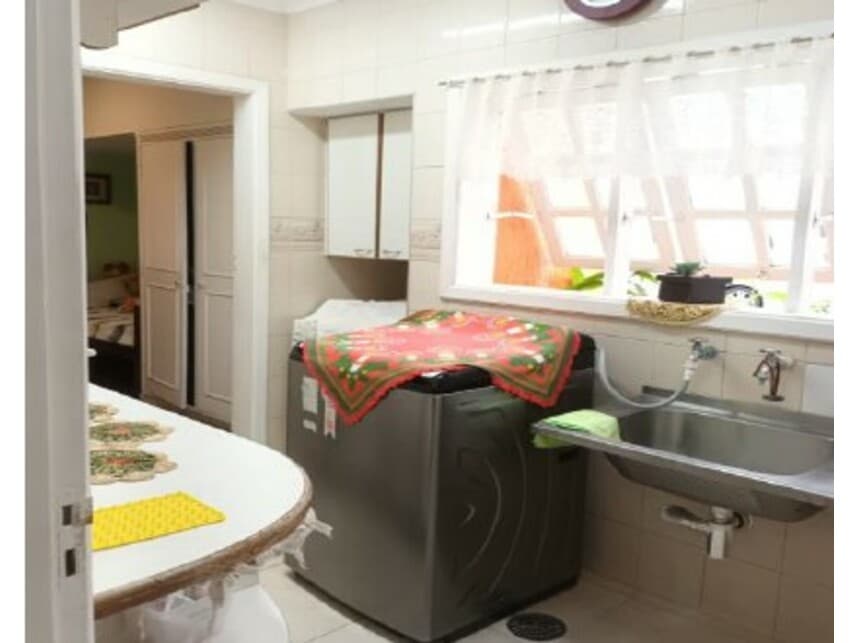 Foto 17 de 27: Casa em leilão em Santana De Parnaíba - SP — Casa à venda em leilão