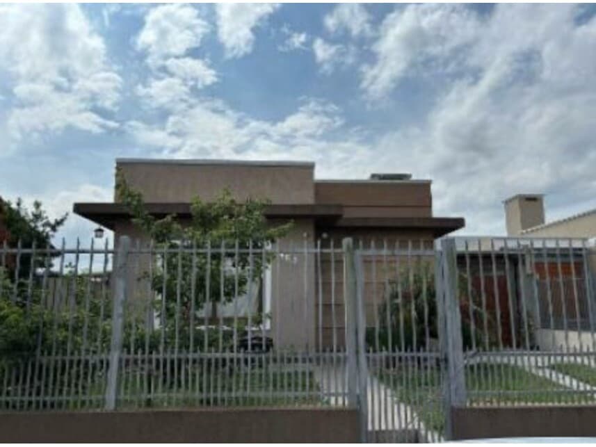 Foto 1 de 3: Casa em leilão em Santo Antônio Da Patrulha - RS — Casa à venda em leilão