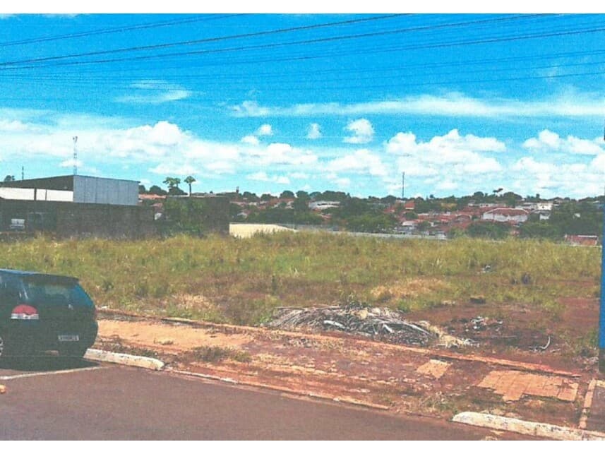 Foto 3 de 3: Terreno em leilão em Ituiutaba - MG — Terreno à venda em leilão