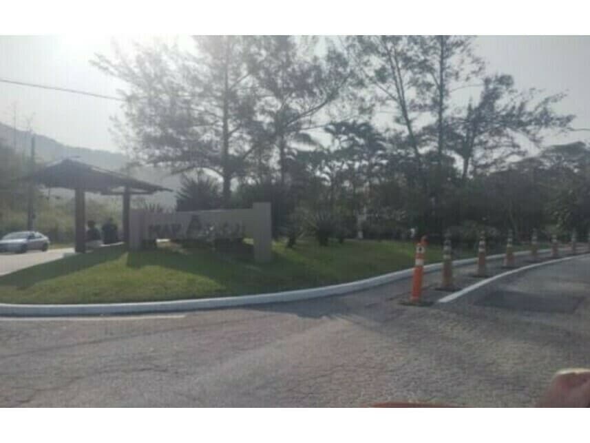 Casa em leilão em Rio De Janeiro - RJ — Casa à venda em leilão