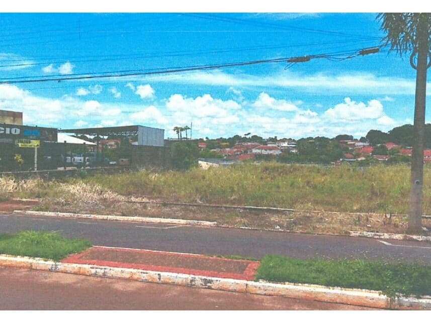 Foto 1 de 3: Terreno em leilão em Ituiutaba - MG — Terreno à venda em leilão