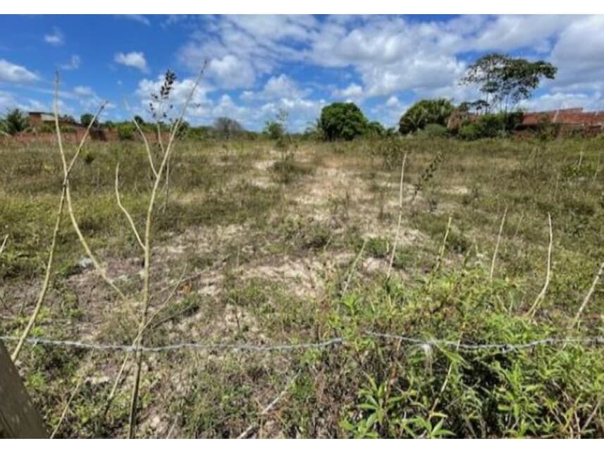 Terreno em leilão em Camaçari - BA — Terreno à venda em leilão