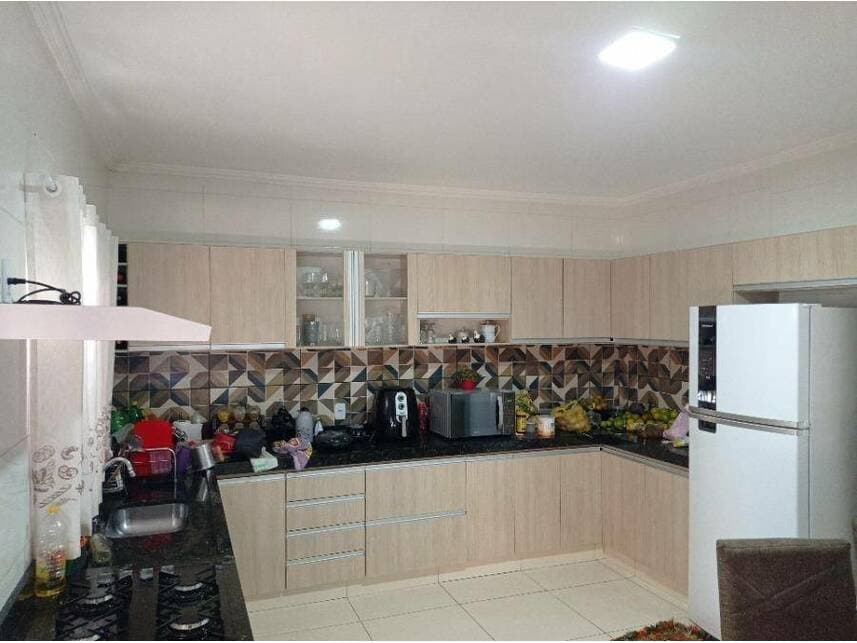 Foto 5 de 9: Casa em leilão em Votuporanga - SP — Casa à venda em leilão