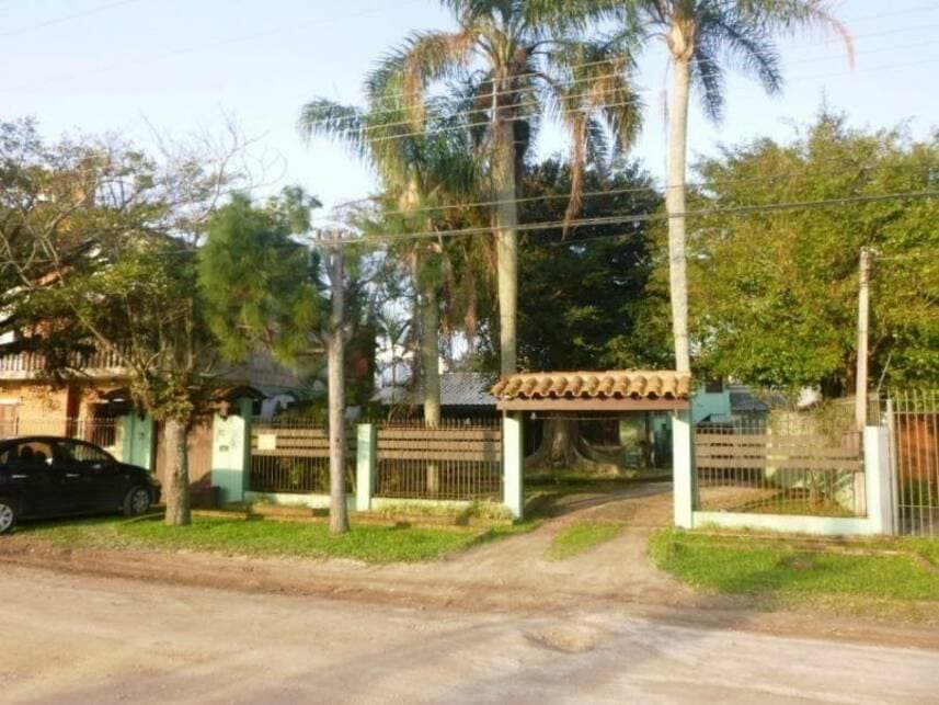 Casa em leilão em Pelotas - RS — Casa à venda em leilão