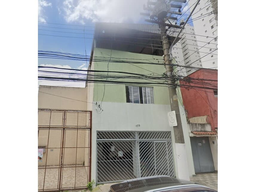 Foto 1 de 14: Casa em leilão em São Paulo - SP — Sobrado à venda em leilão