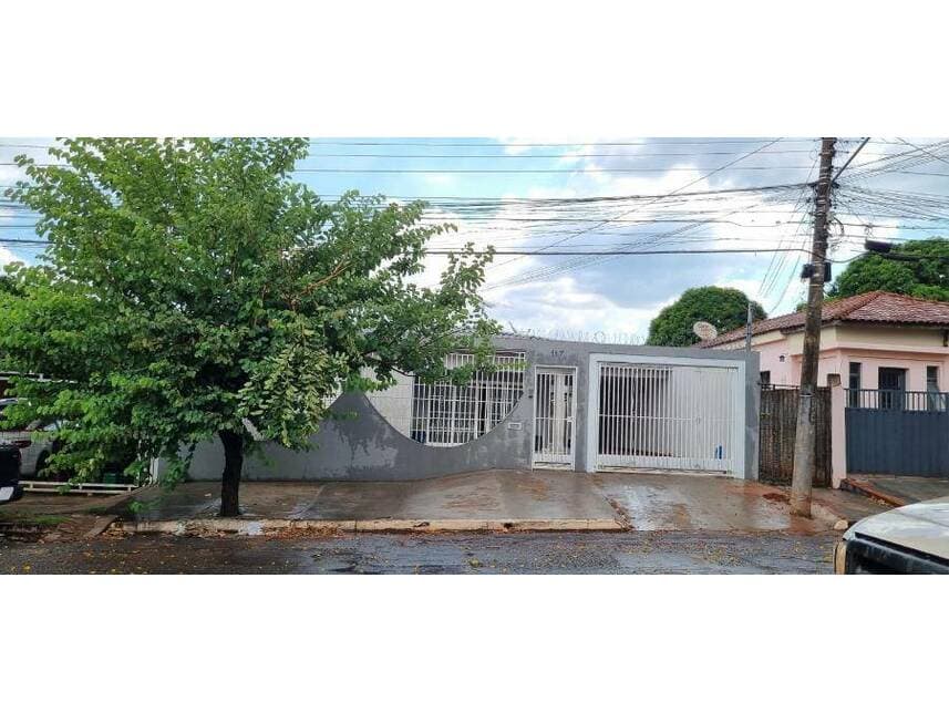 Casa em leilão em Campo Grande - MS — Casa à venda em leilão
