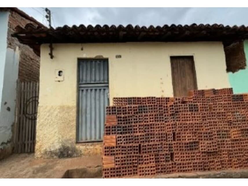 Casa em leilão em Fortuna - MA — Casa à venda em leilão