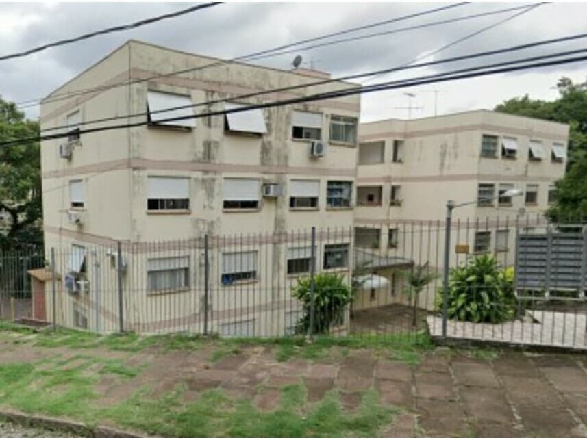 Apartamento em leilão em Porto Alegre - RS — Apartamento à venda em leilão