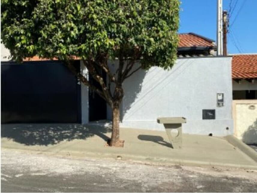 Foto 4 de 22: Casa em leilão em Fernandópolis - SP — Casa à venda em leilão