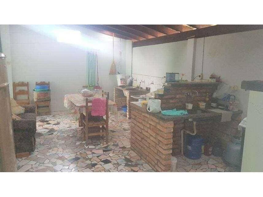 Foto 6 de 9: Casa em leilão em Guarantã - SP — Casa à venda em leilão