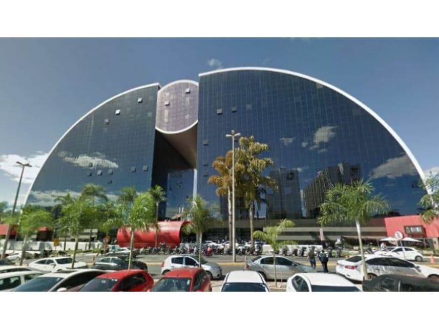 Comercial em leilão em Brasília - DF — Conjunto Comercial à venda em leilão