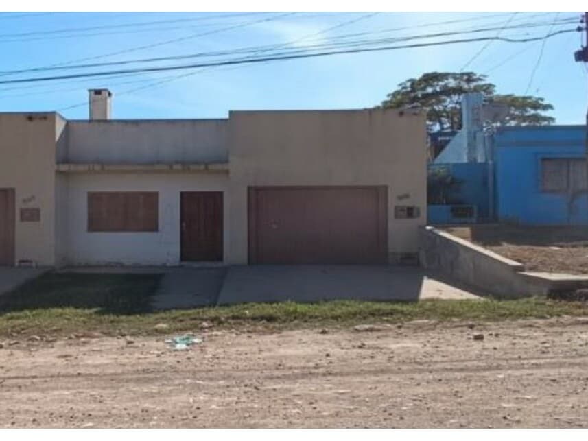 Casa em leilão em Bagé - RS — Casa à venda em leilão