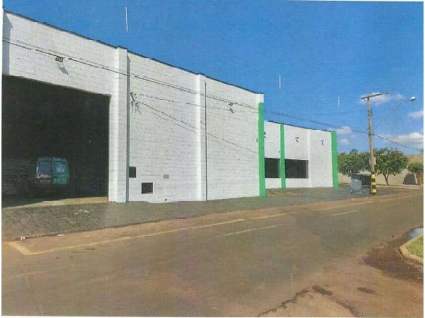Foto 4 de 6: Comercial em leilão em Santa Vitória - MG — Prédio Comercial à venda em leilão
