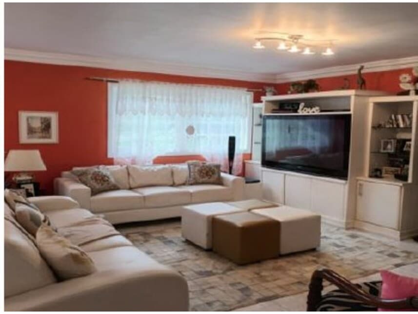 Foto 10 de 27: Casa em leilão em Santana De Parnaíba - SP — Casa à venda em leilão