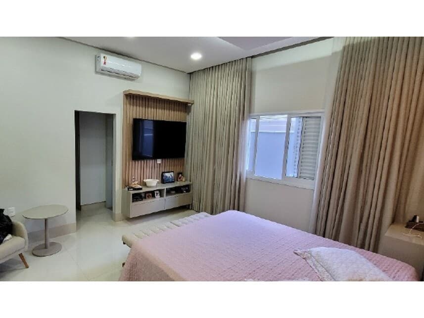 Foto 6 de 10: Casa em leilão em Catalão - GO — Casa à venda em leilão