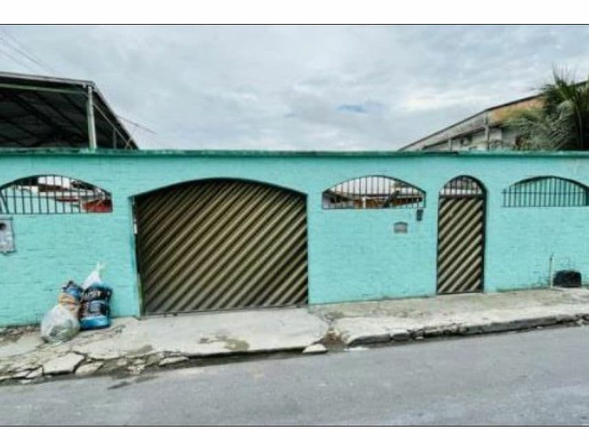 Casa em leilão em Manaus - AM — Casa à venda em leilão