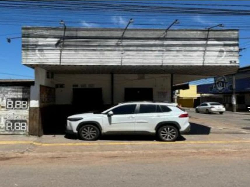 Casa em leilão em Goiânia - GO — Casa à venda em leilão