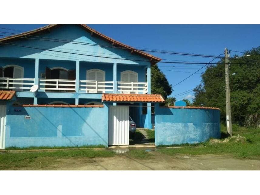 Casa em leilão em Araruama - RJ — Casa à venda em leilão