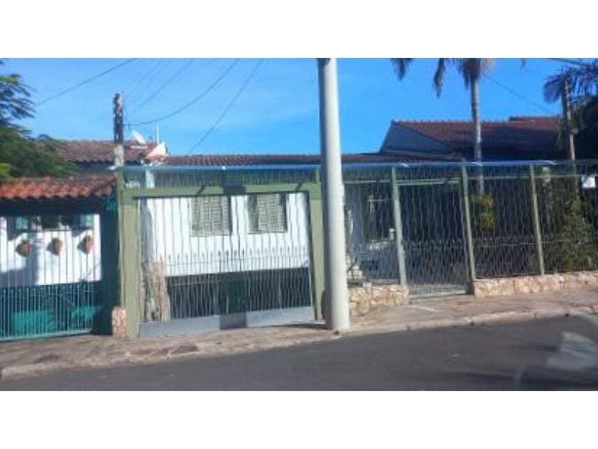 Foto 6 de 6: Casa em leilão em Porto Alegre - RS — Casa à venda em leilão