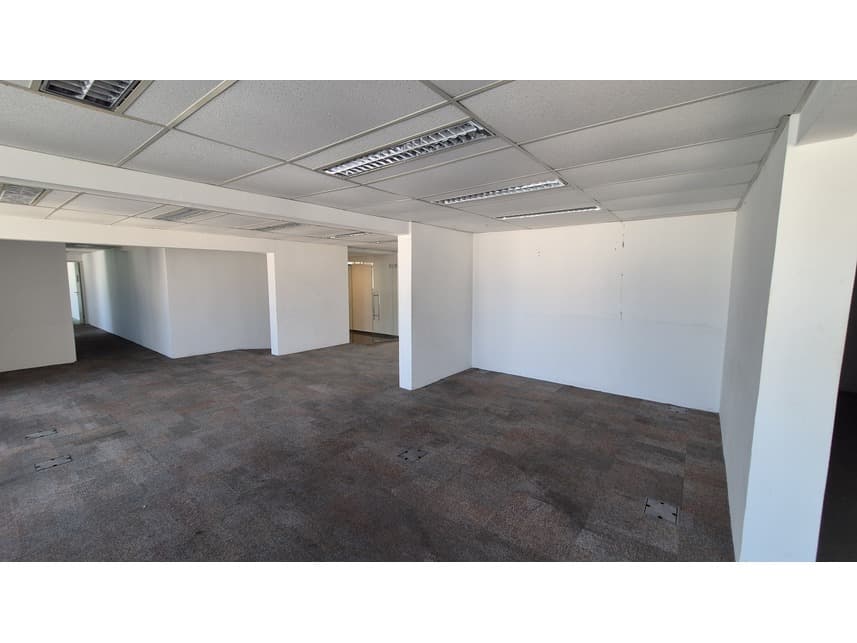Foto 7 de 15: Comercial em leilão em São Paulo - SP — Sala Comercial à venda em leilão