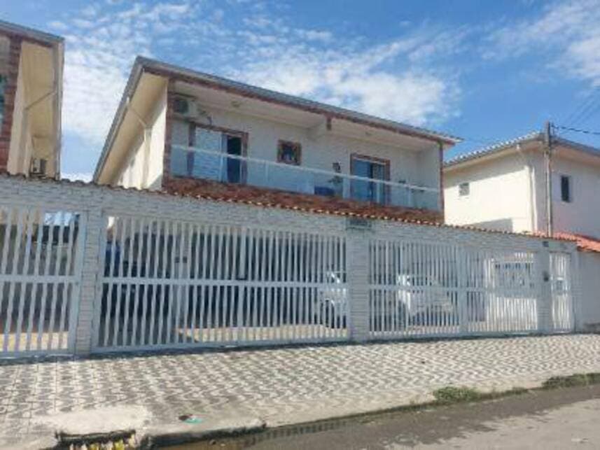 Casa em leilão em Praia Grande - SP — Casa à venda em leilão