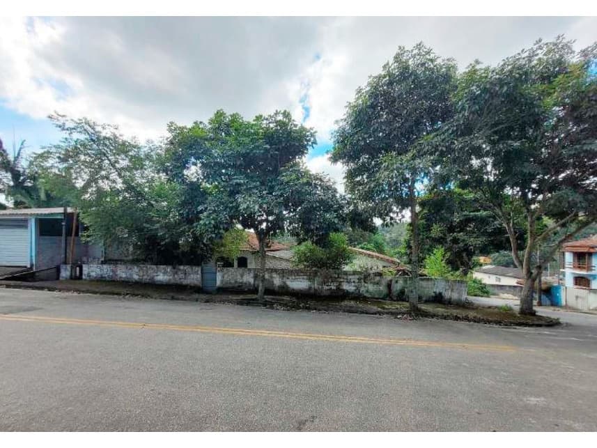 Foto 1 de 5: Casa em leilão em Ribeirão Pires - SP — Casa à venda em leilão