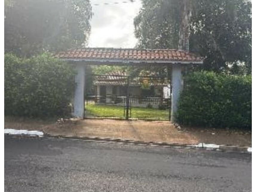 Casa em leilão em São Pedro - SP — Casa à venda em leilão