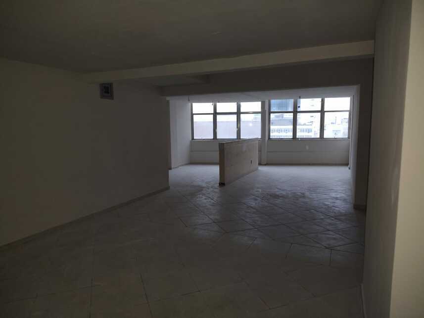 Foto 5 de 15: Imóvel em leilão em Rio De Janeiro - RJ — Salas Comerciais à venda em leilão
