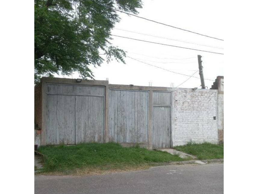 Foto 1 de 4: Casa em leilão em Rio Grande - RS — Casa à venda em leilão
