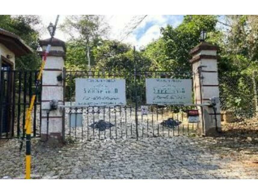 Apartamento em leilão em Petrópolis - RJ — Apartamento à venda em leilão