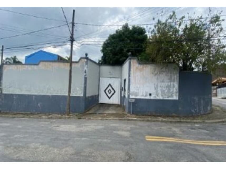 Casa em leilão em Votorantim - SP — Casa à venda em leilão