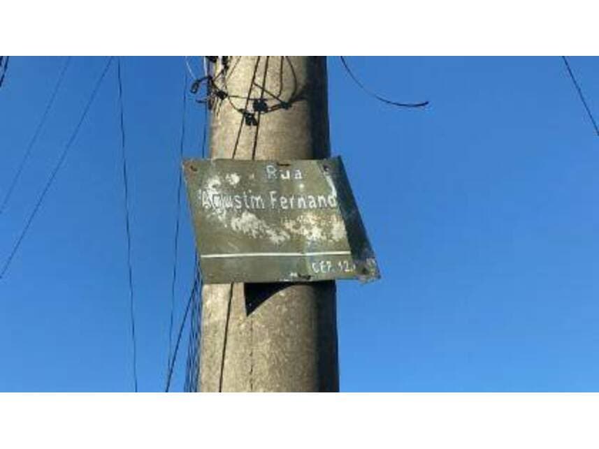 Foto 7 de 18: Casa em leilão em Pindamonhangaba - SP — Casa à venda em leilão