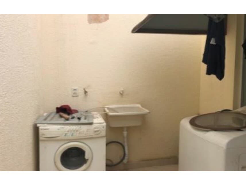 Foto 8 de 13: Casa em leilão em Sorocaba - SP — Casa à venda em leilão