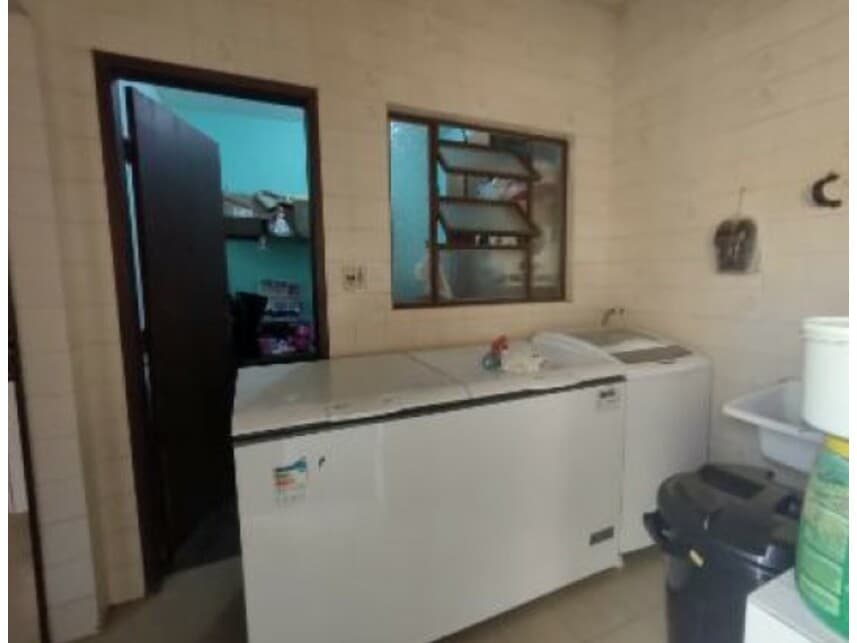 Foto 7 de 13: Casa em leilão em Belo Horizonte - MG — Casa à venda em leilão