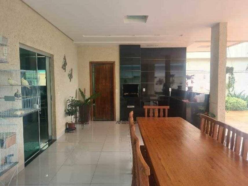 Foto 5 de 42: Casa em leilão em Goiânia - GO — Casa à venda em leilão